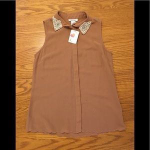 NWT DIZZYLIZZY Top with Pearl Rhinestone Collar